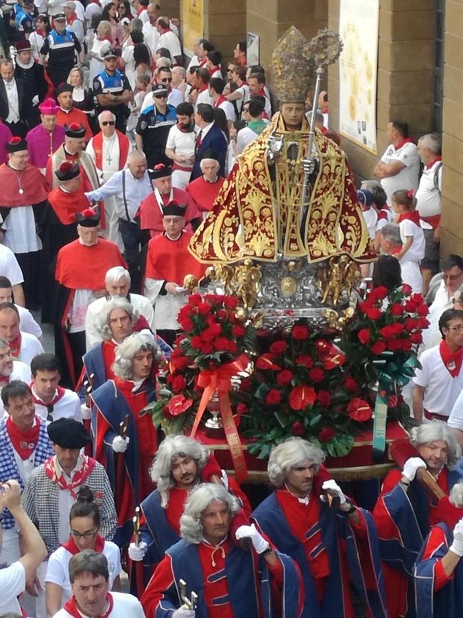 Calle Ansoleaga A 100 Mts Del Ayuntamiento Pamplona Kültér fotó