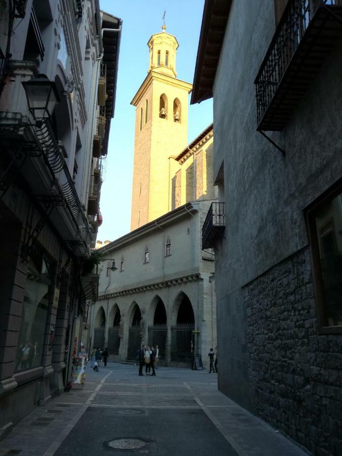 Calle Ansoleaga A 100 Mts Del Ayuntamiento Pamplona Kültér fotó